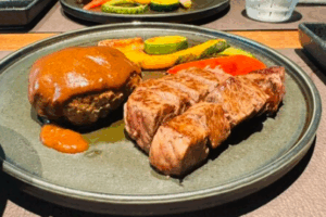 鉄板焼ダイニングKUNI